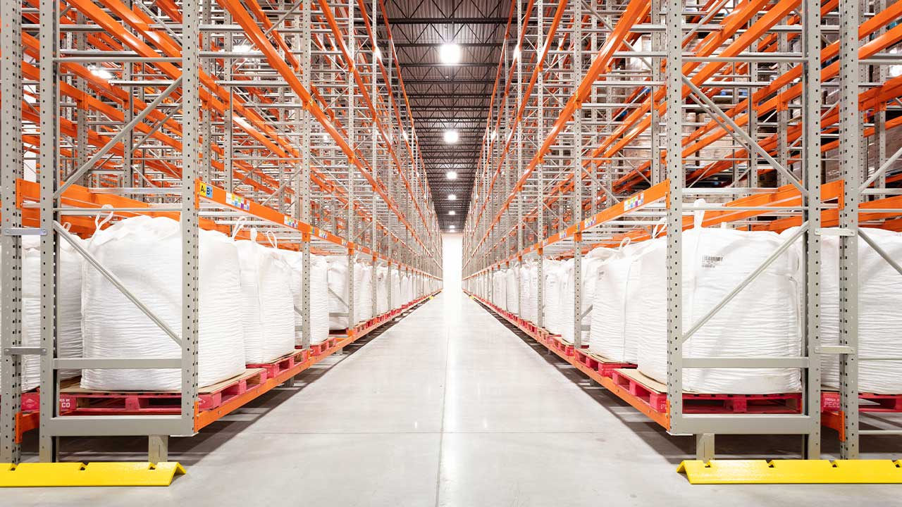 Contract Warehousing – What It Is And What It Can Do For You